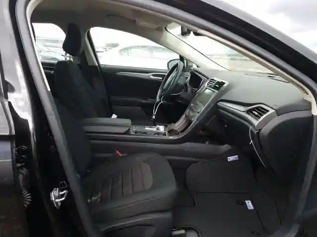3FA6P0HD1LR185411 2020 FORD FUSION SE-4