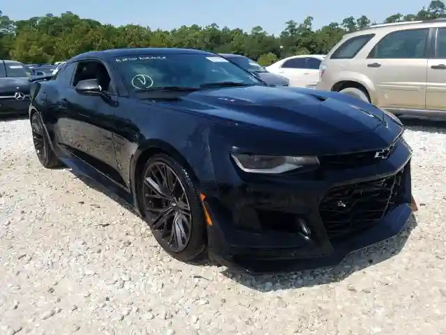 1G1FK1R6XK0135693 2019 CHEVROLET CAMARO ZL1-0