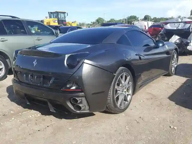 ZFF65LHA6A0172885 2010 FERRARI CALIFORNIA-3