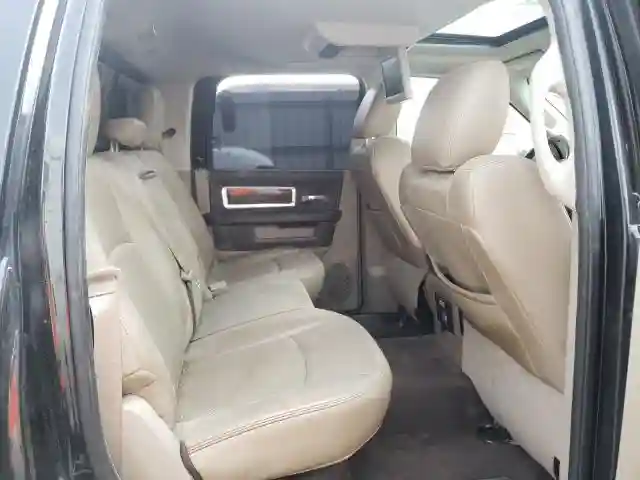3D73Y4CL1BG551125 2011 DODGE RAM 3500-5