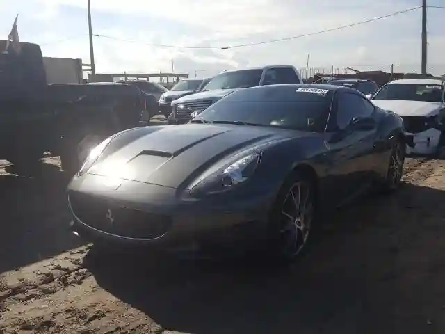 ZFF65LHA6A0172885 2010 FERRARI CALIFORNIA-1
