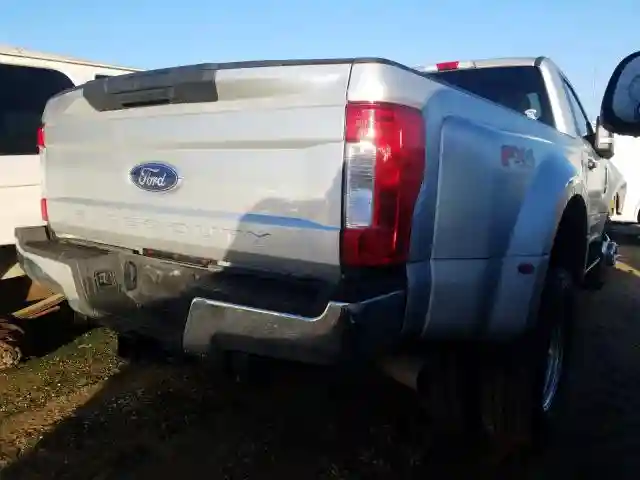 1FTRF3DT9KEG64511 2019 FORD F350 SUPER DUTY-3