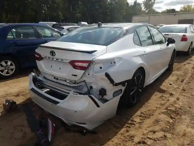 4T1KZ1AKXLU039305 2020 TOYOTA CAMRY TRD-3