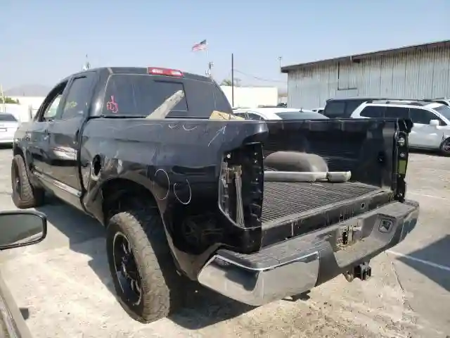 5TFRY5F1XFX180195 2015 TOYOTA TUNDRA DOUBLE CAB SR/SR5-2
