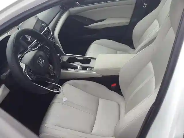 1HGCV1F47LA070562 2020 HONDA ACCORD EX-4