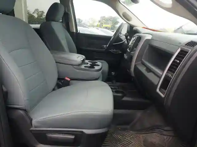 3C6UR5CJ0HG561631 2017 RAM 2500 ST-4