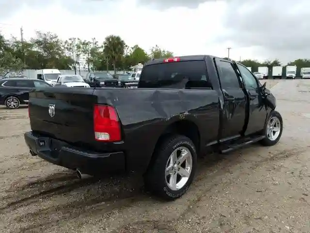 1C6RR6FT6HS765349 2017 RAM 1500 ST-3
