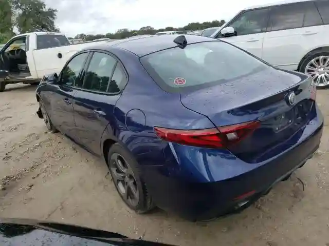 ZARFAEBN3J7581859 2018 ALFA ROMEO GIULIA-2