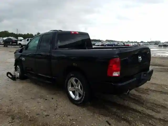 1C6RR6FT6HS765349 2017 RAM 1500 ST-2