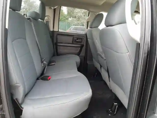 1C6RR6FT6HS765349 2017 RAM 1500 ST-5