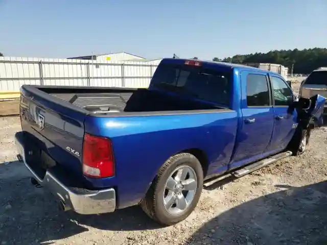 1C6RR7TM9FS532324 2015 RAM 1500 SLT-3