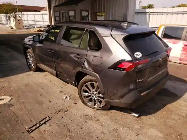 2T3A1RFV6KC024246 2019 TOYOTA RAV4 XLE PREMIUM-2