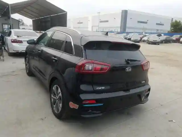 KNDCE3LG9K5014865 2019 KIA NIRO EX PREMIUM-2