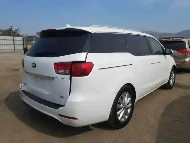 KNDMC5C10J6372656 2018 KIA SEDONA EX-3