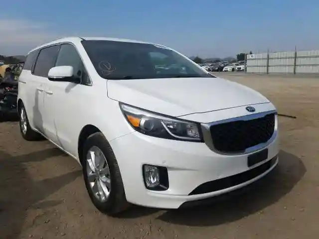 KNDMC5C10J6372656 2018 KIA SEDONA EX-0