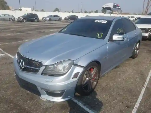 WDDGF7HB1DA769737 2013 MERCEDES-BENZ C 63 AMG-1