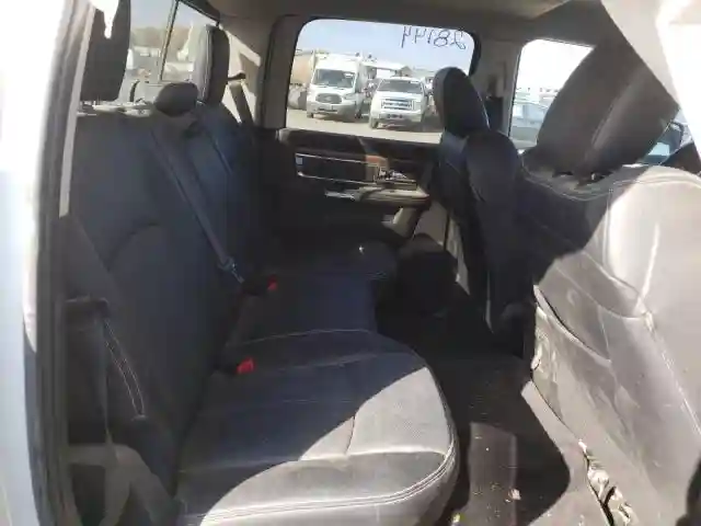 1C6RR7VM5JS225450 2018 RAM 1500 LARAMIE-5