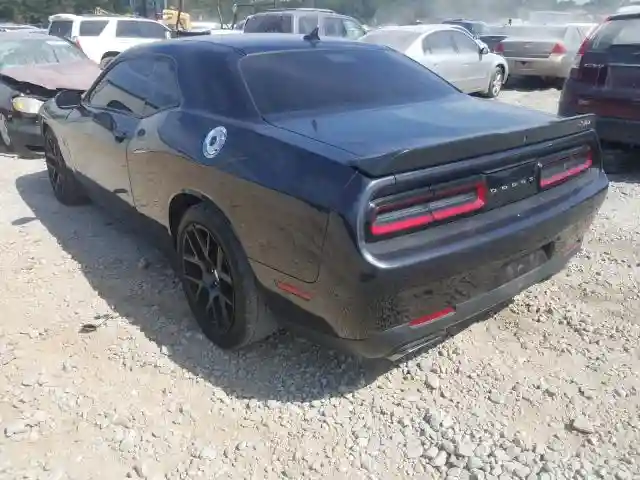 2C3CDZFJ6GH221330 2016 DODGE CHALLENGER R/T SCAT PACK-2