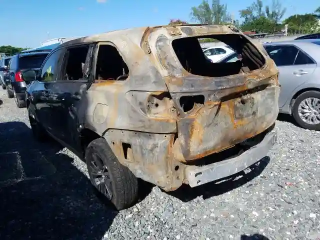 5TDZARFHXKS049311 2019 TOYOTA HIGHLANDER LE-2