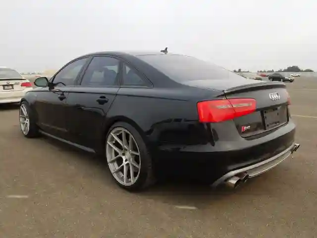 WAUJ2AFC8DN104960 2013 AUDI S6-2