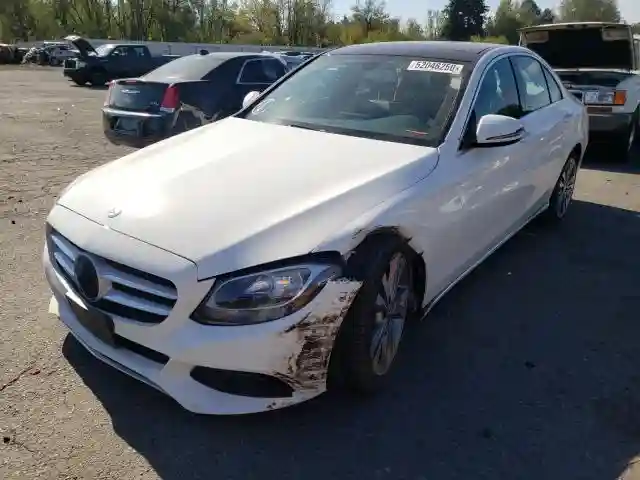 55SWF4KB8HU230217 2017 MERCEDES-BENZ C 300 4MATIC-1