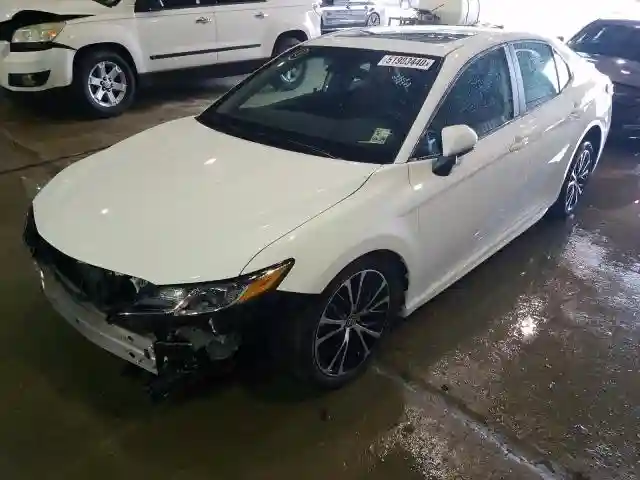 4T1G11AK8LU895411 2020 TOYOTA CAMRY SE-1