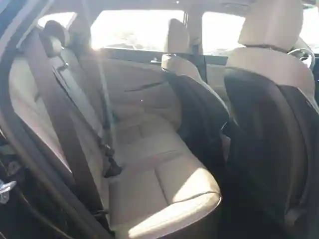 KM8J3CAL5LU078711 2020 HYUNDAI TUCSON LIMITED-5