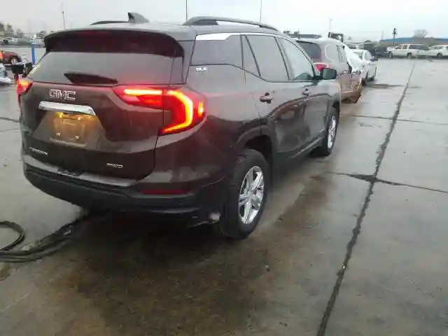 3GKALTEVXKL230690 2019 GMC TERRAIN SLE-3