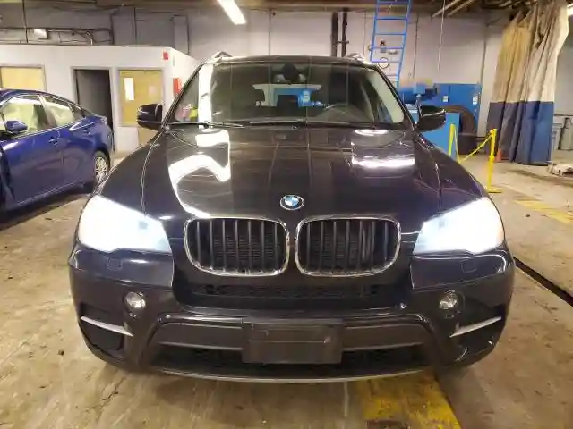 5UXZV4C53CL759153 2012 BMW X5-4