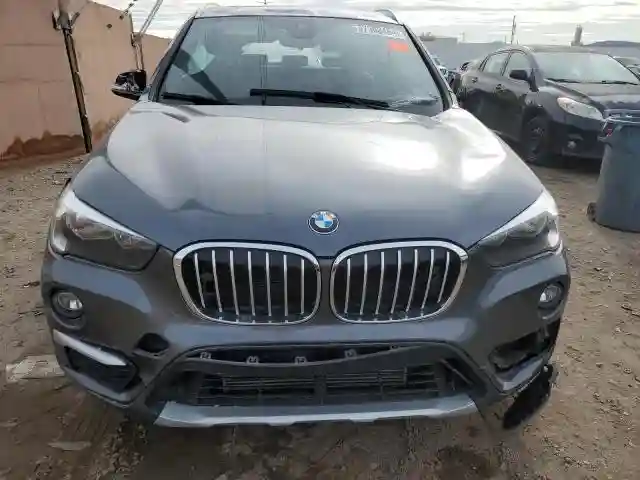 WBXHU7C52K3H44679 2019 BMW X1-4