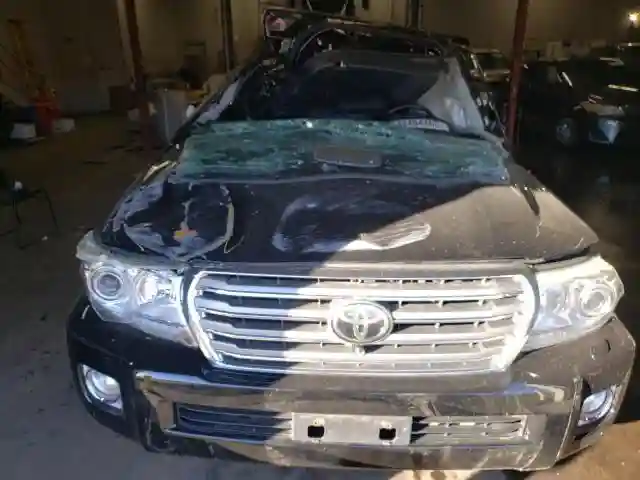 JTMHY7AJ2D4010524 2013 TOYOTA LAND CRUISER-4