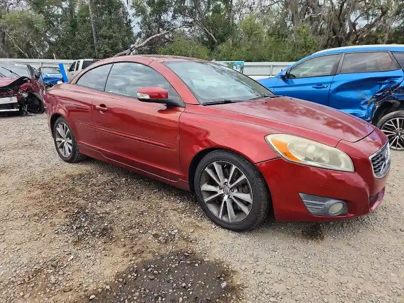 YV1672MC6BJ117157 2011 VOLVO C70-3