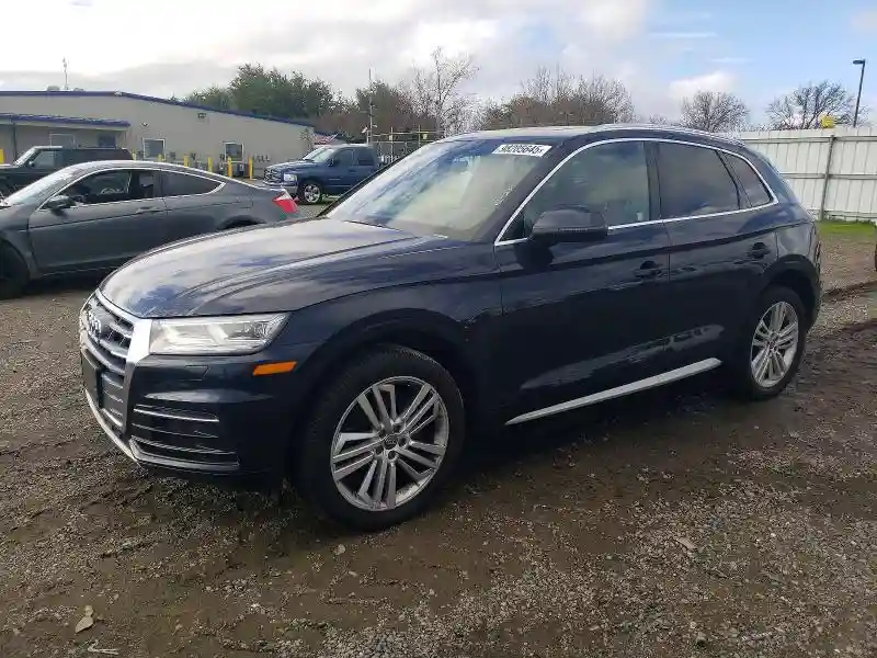 WA1BNAFY5J2206928 2018 AUDI Q5-0