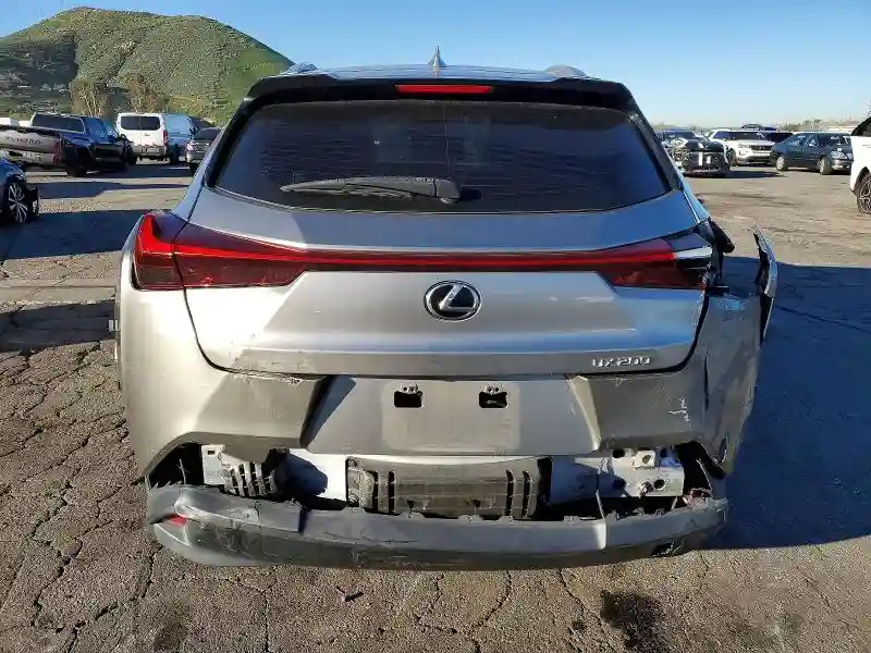 JTHY3JBH2K2016774 2019 LEXUS UX 200-5