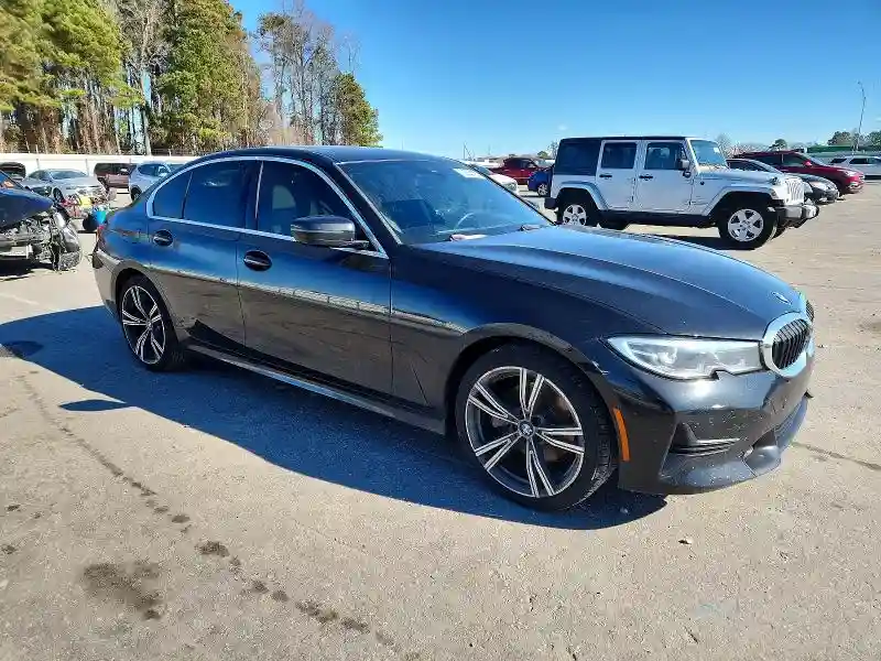 3MW5R1J00M8B49114 2021 BMW 3 SERIES-3