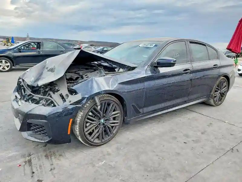 WBA13BK05NCJ42318 2022 BMW M5-0
