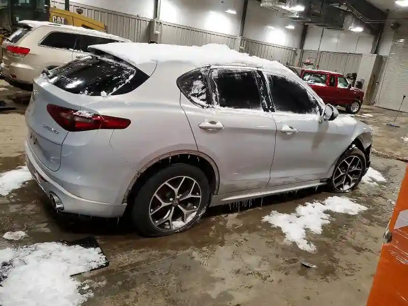ZASPAKBN2M7D11434 2021 ALFA ROMEO STELVIO-2