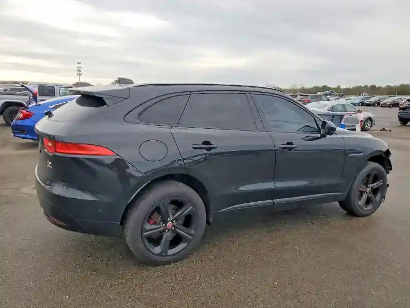 SADCM2FV8KA357461 2019 JAGUAR F-PACE-2