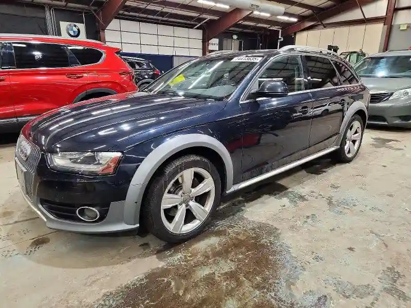 WA1UFAFL1GA015189 2016 AUDI A4-0