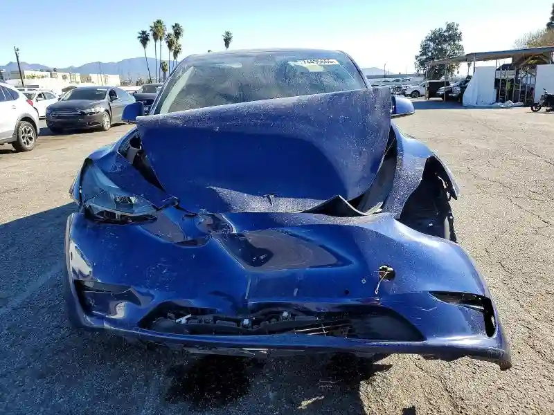 7SAYGDEE6NF561843 2022 TESLA MODEL Y-4