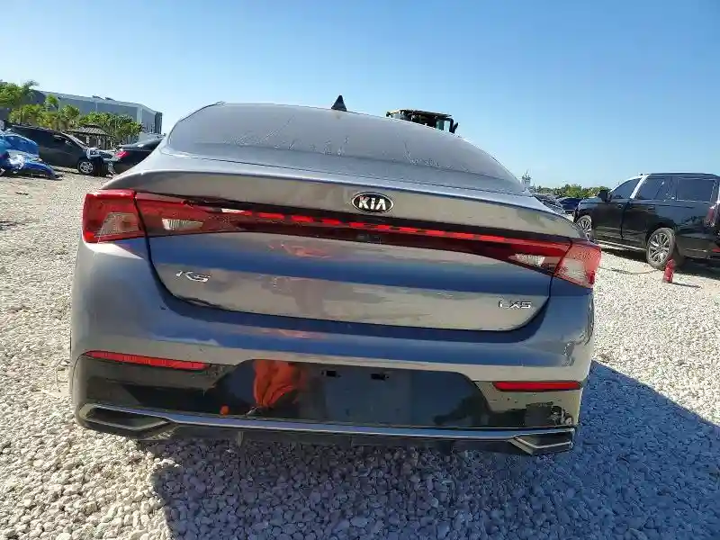 5XXG14J29MG025423 2021 KIA K5-5
