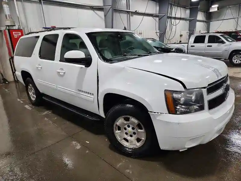 1GNSKJE36BR105093 2011 CHEVROLET SUBURBAN-3