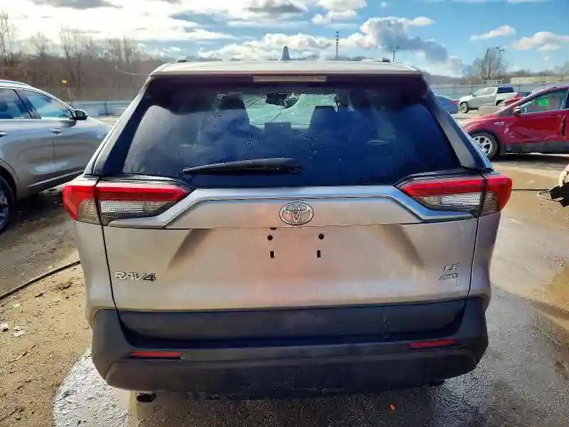 2T3F1RFV4MC242341 2021 TOYOTA RAV4-5