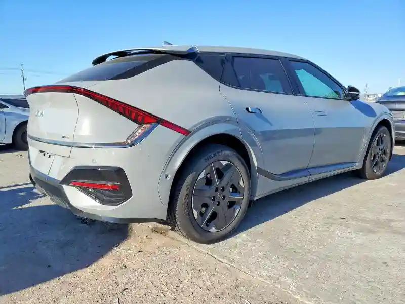 5XYC44JA7SG010151 2025 KIA EV6 GT LIN-2