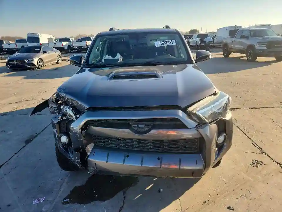 JTEBU5JR1K5667507 2019 TOYOTA 4RUNNER-4