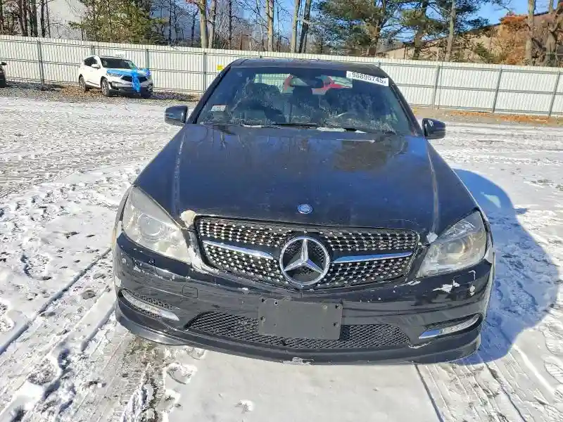 WDDGF8BB8BR156205 2011 MERCEDES-BENZ C-CLASS-4