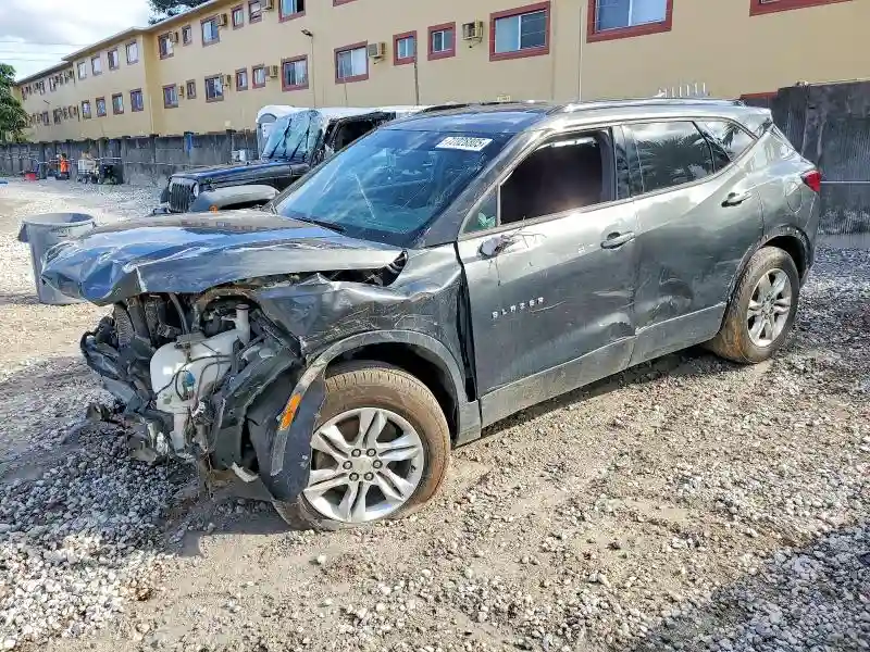 3GNKBBRA0KS666482 2019 CHEVROLET BLAZER-0