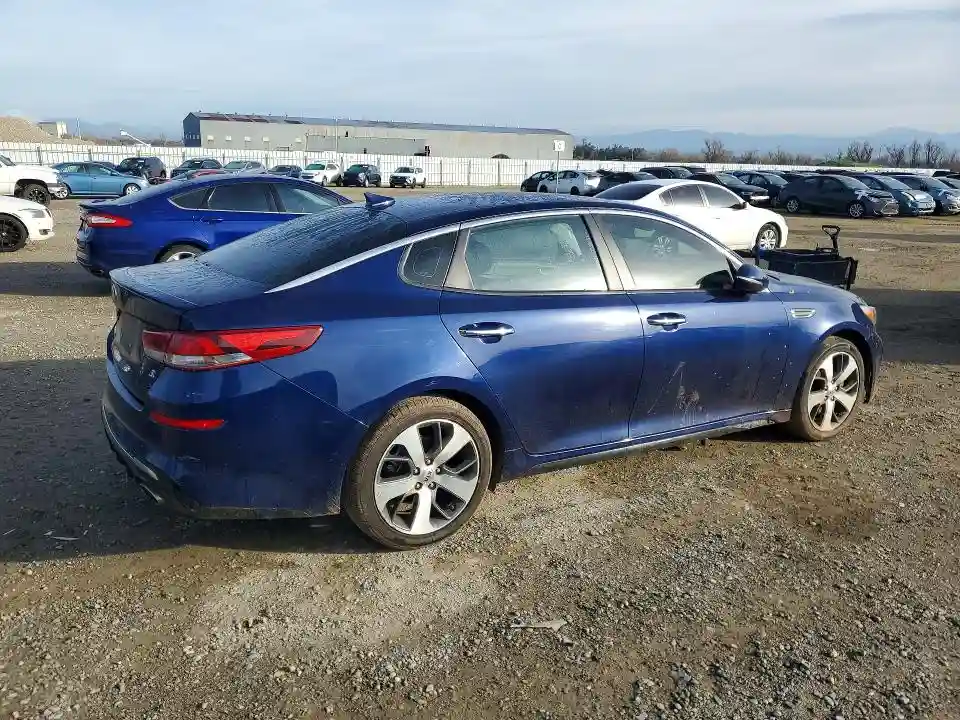 5XXGT4L33LG404674 2020 KIA OPTIMA-2