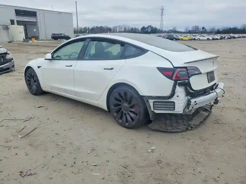 5YJ3E1EC4PF478733 2023 TESLA MODEL 3-1