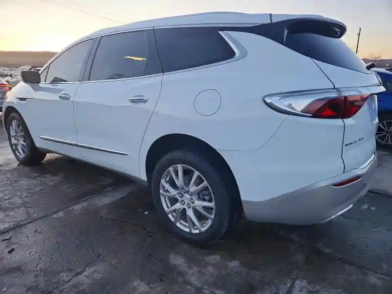 5GAEVBKW8NJ115923 2022 BUICK ENCLAVE-1